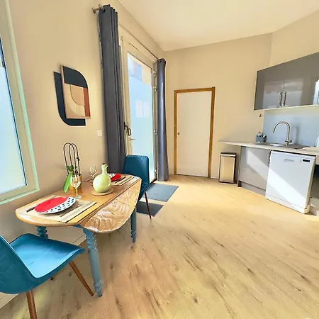 T2 Cosy Centre - Rez-de-chaussee Apartment *